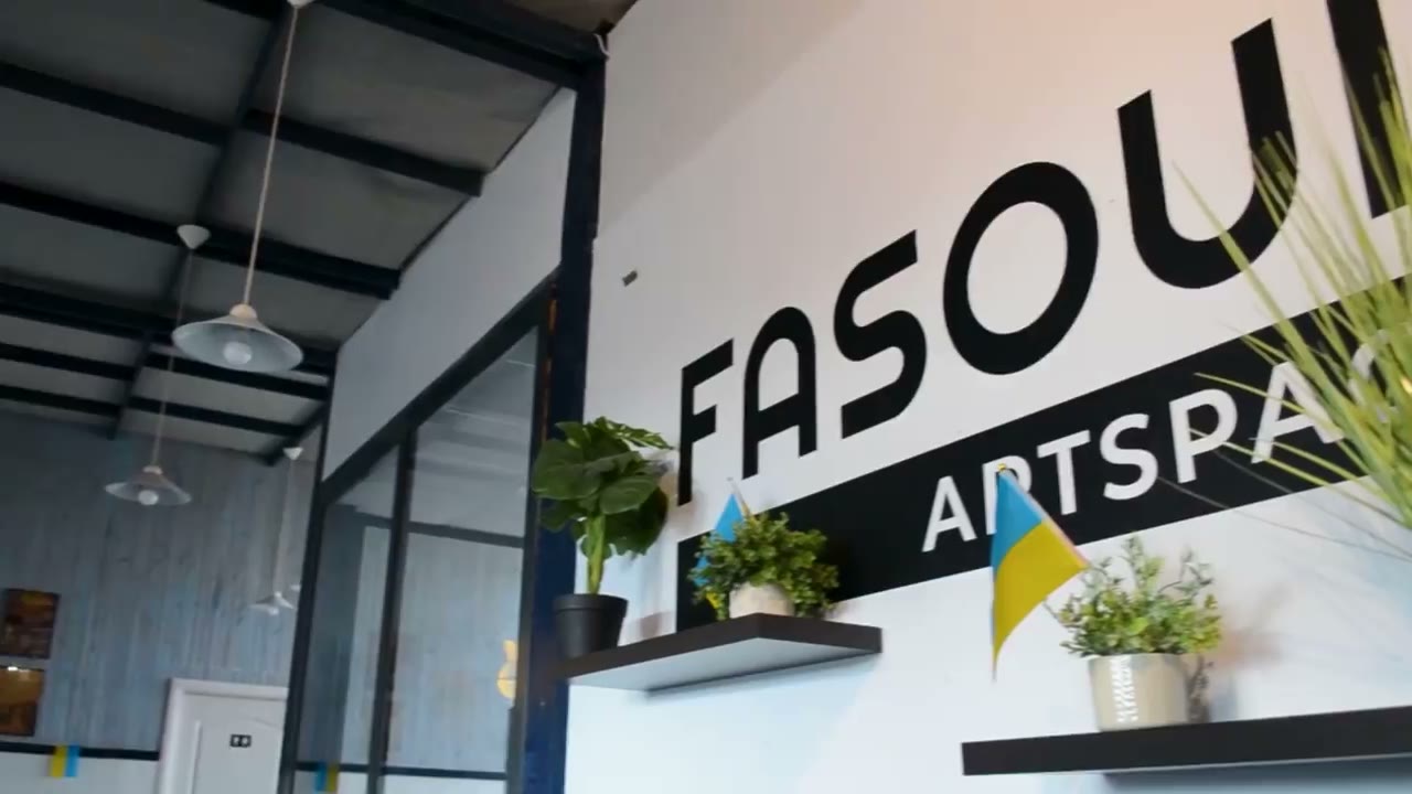Be tavęs – Fasoul tik studija.