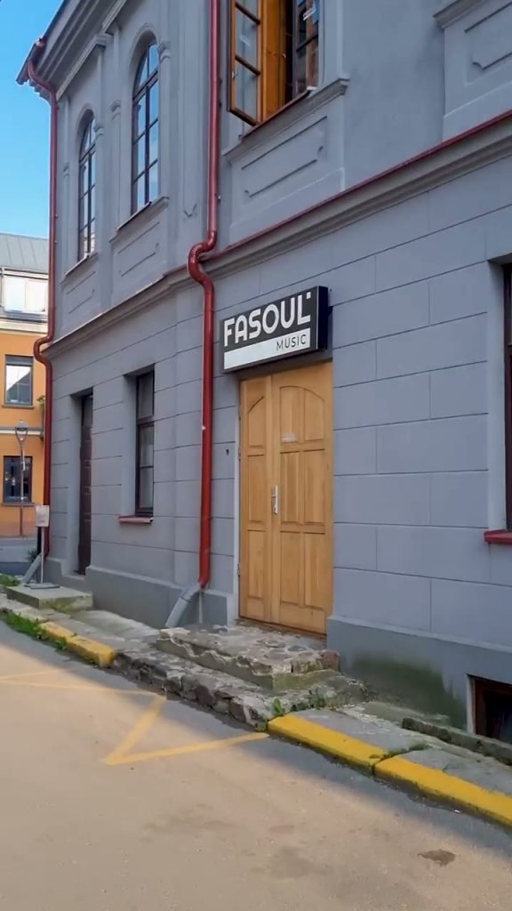 Atverk Fasoul Artspace Kauno studijos duris!