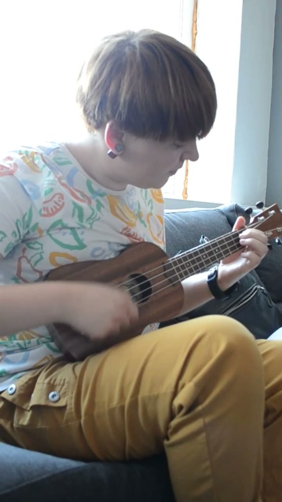Ukulele - puikus būdas pradėti mokytis groti!