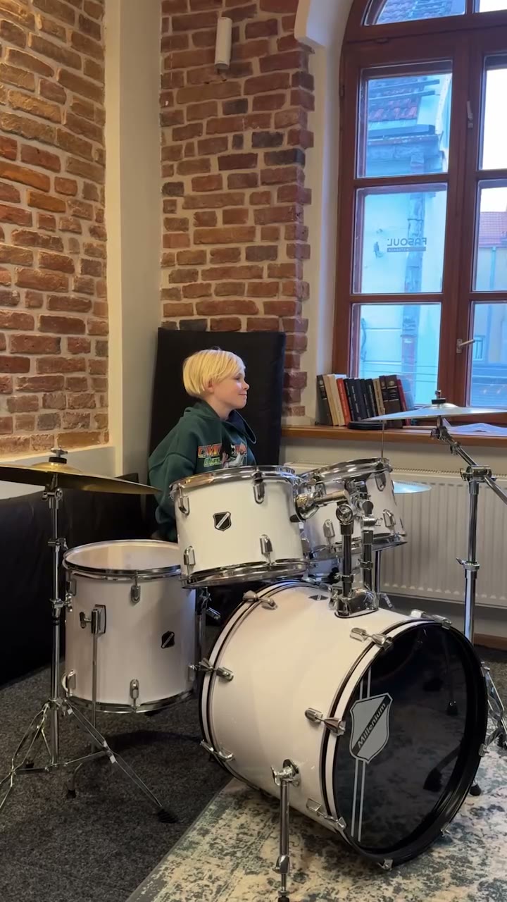 Prisijunk prie mūsų ir išmok savo mėgstamą beat'ą!