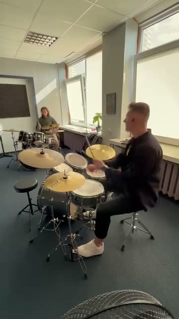 Fasoul studija pasižymi muzikos mylėtojų gausybe.