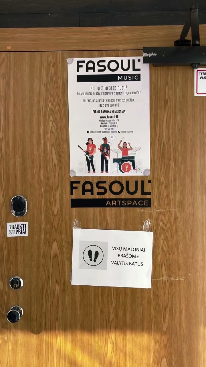 Kaip ramu mūsų studijoje prieš užsiėmimus.