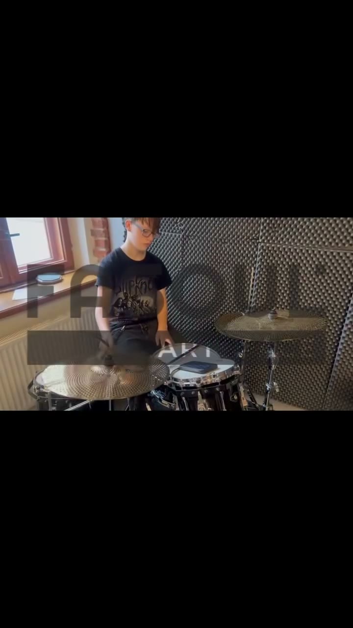 🎸 Muzikos pamokos Vilniuje, Kaune ir Klaipėdoje – muzikuok kartu su Fasoul Artspace